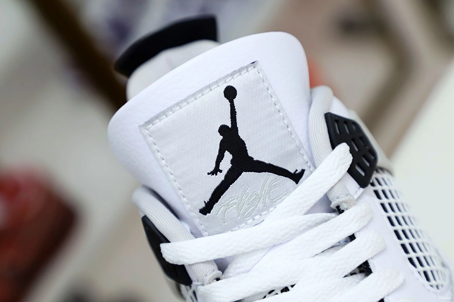 4 AIR MILITARY BLACK JORDAN 0716